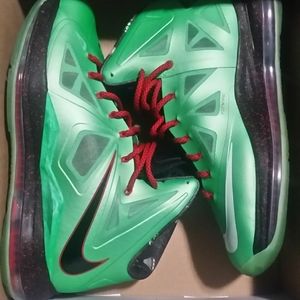 Rare lebron cutting jade size 12
